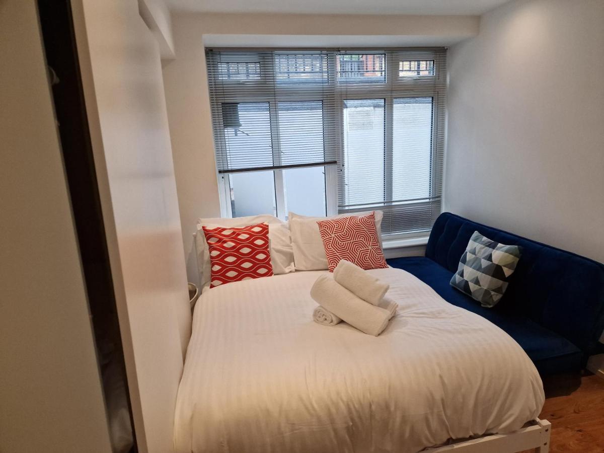 Lovely 1-Bed Apartment In لندن المظهر الخارجي الصورة